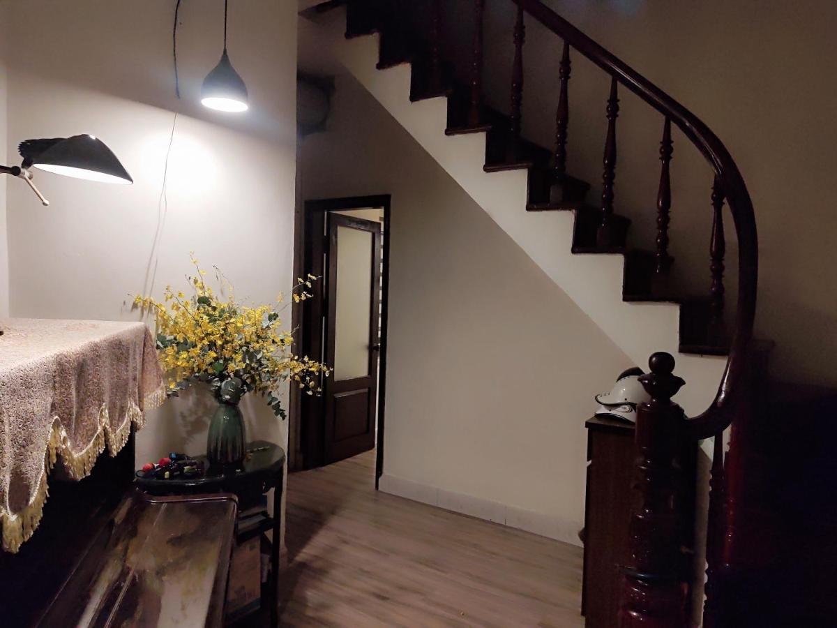 Da Tree Homestay Hanoi Luaran gambar